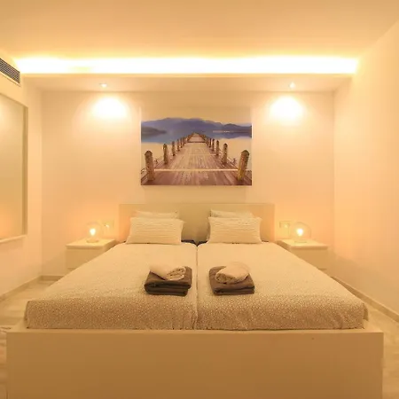 Modern Penthouse Frontline Urbanisation *