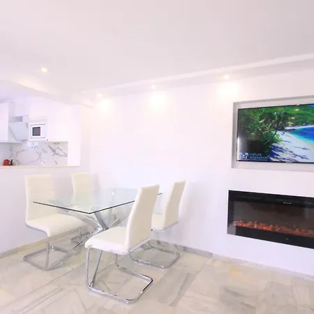 Modern Penthouse Frontline Urbanisation Marbella