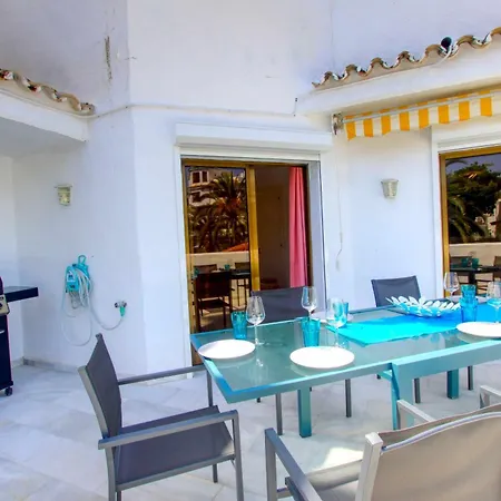 Apartament Modern Penthouse Frontline Urbanisation *