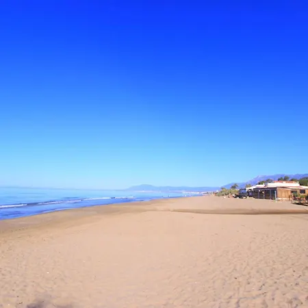 Modern Penthouse Frontline Urbanisation * Marbella