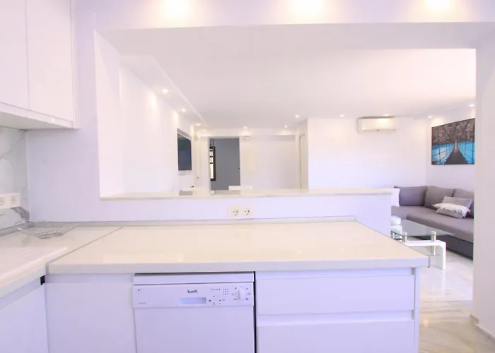 Modern Penthouse Frontline Urbanisation * Марбелья